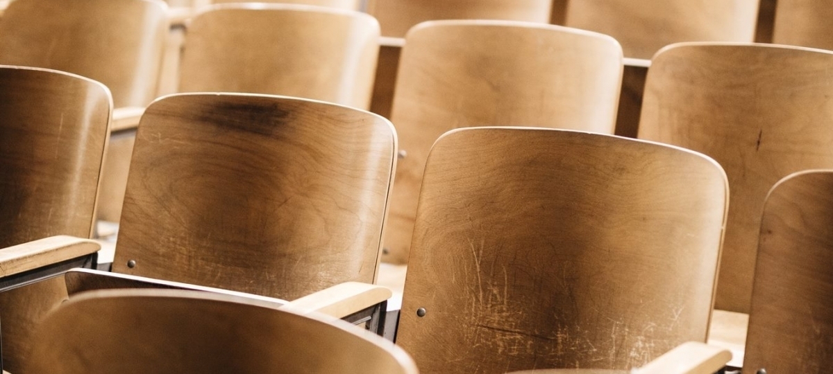 Lecture seats